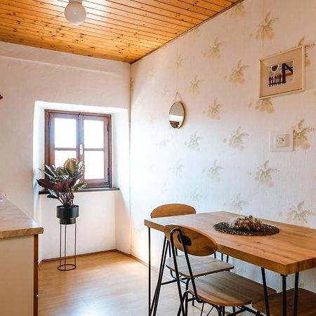 Apartment Valetovi Stanjel Luaran gambar